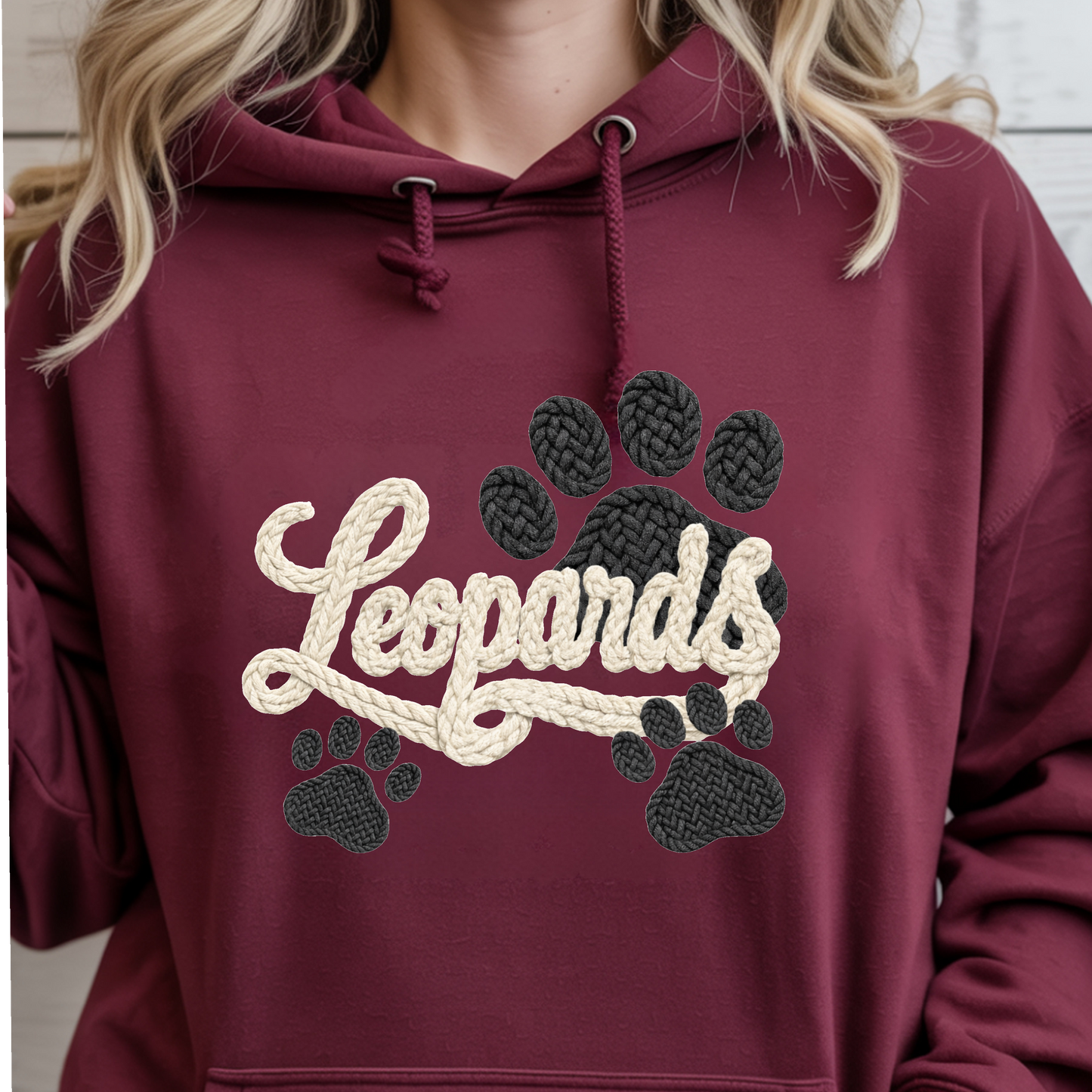 Faux Yarn Leopards